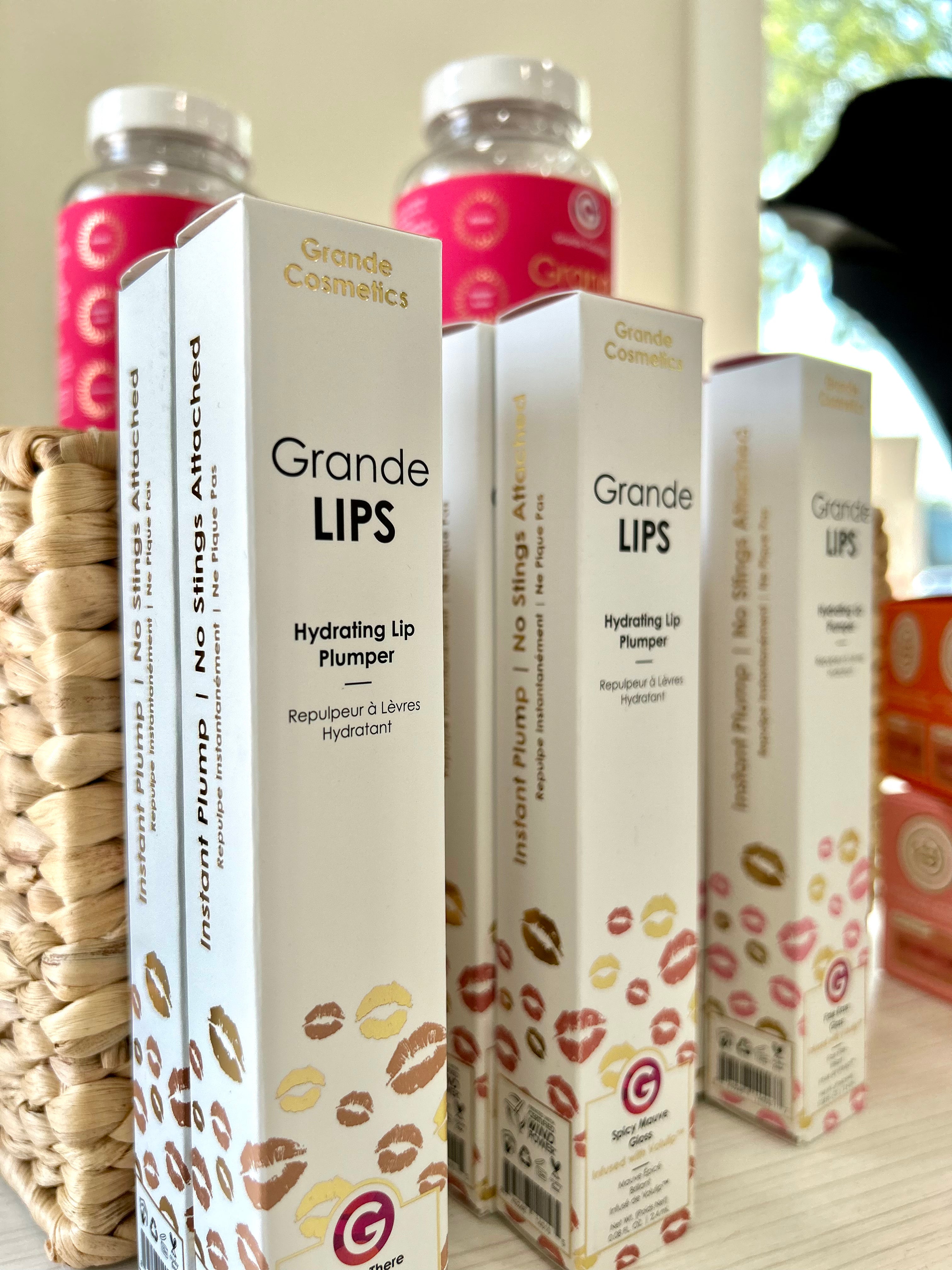 grandeLIPS hydrating lip plumper